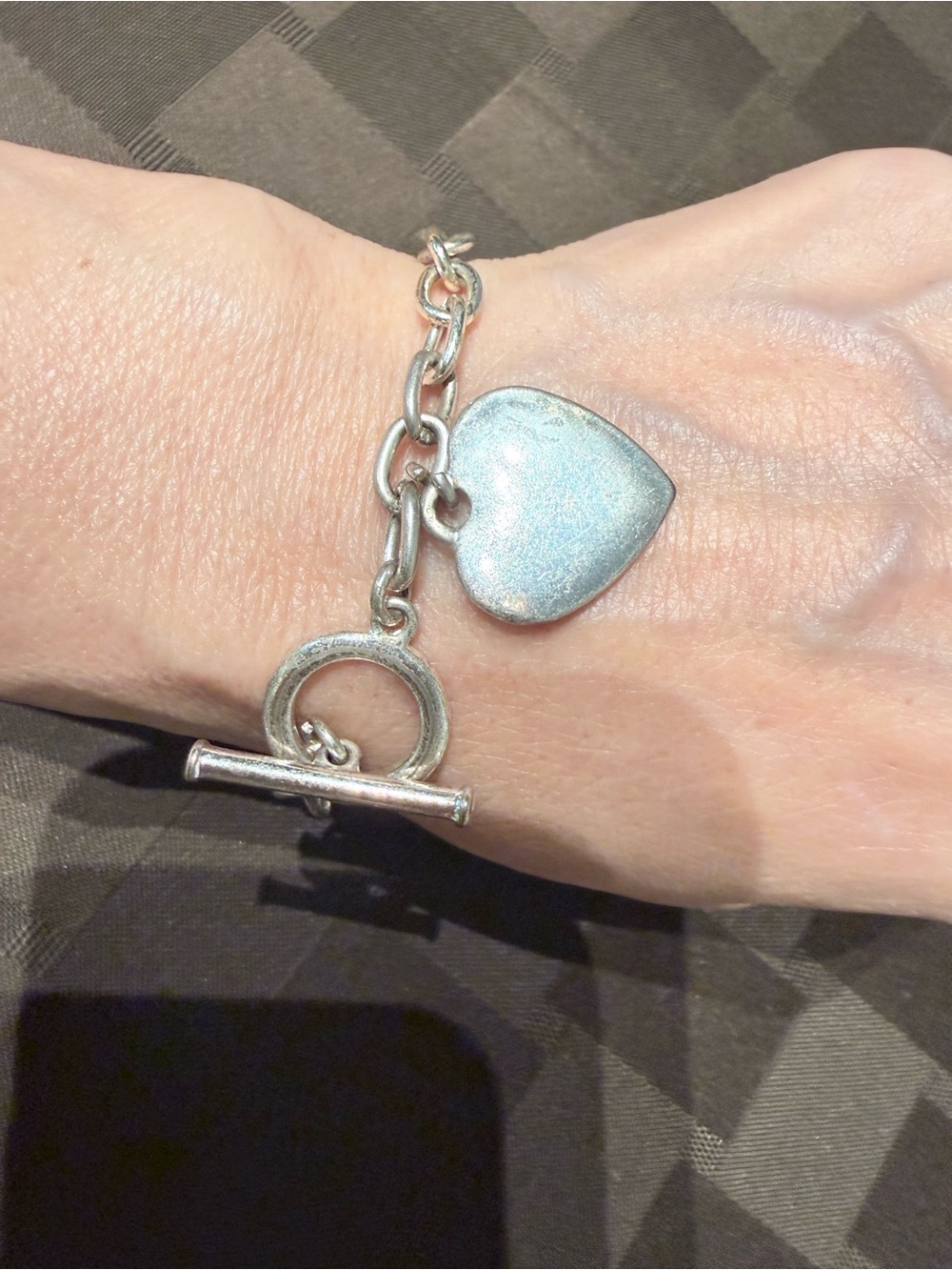 Silver Tone Blank Heart Tag Toggle
Link Chain Bracelet 8"